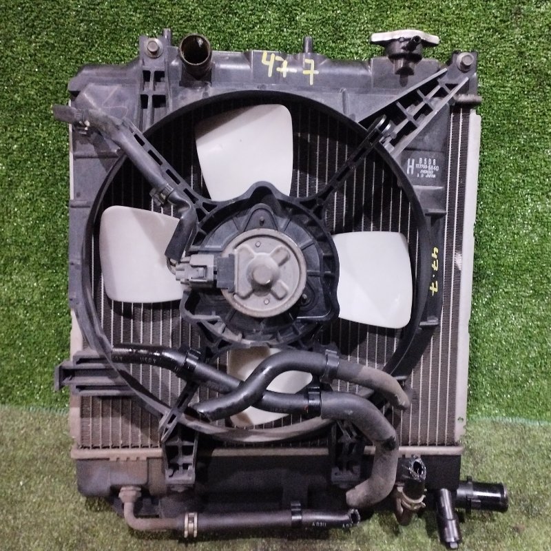 Радиатор двигателя Mazda Demio DW3W B3