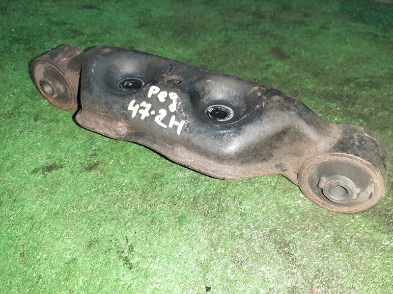 Подушка редуктора Subaru Legacy BP5 EJ204 задняя