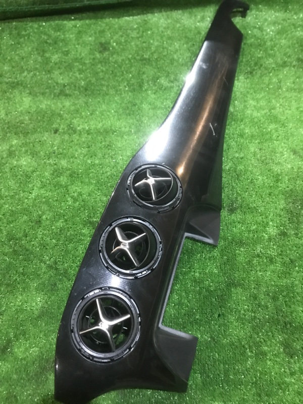 Накладка на центральную консоль Mercedes-Benz B180 246.242 M270.910 2013