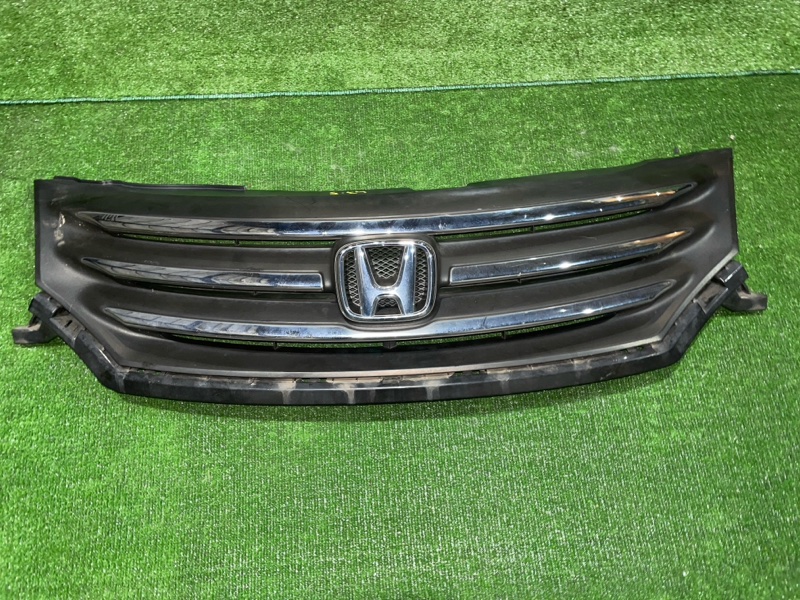 Решетка радиатора Honda Freed GB3 L15A