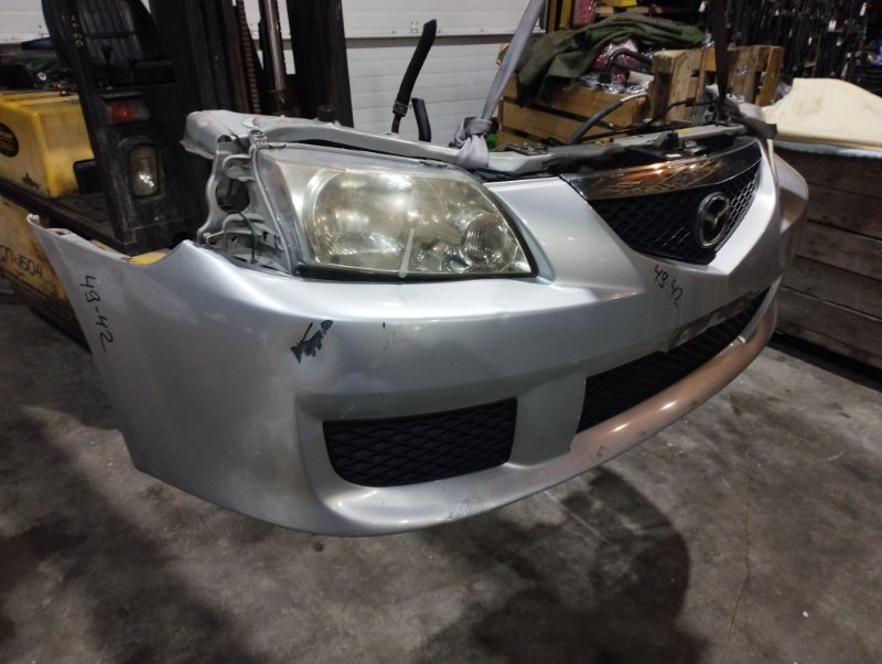 Nose cut Mazda Premacy CP8W FP
