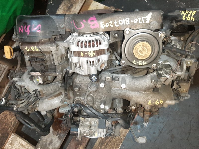 Двигатель Subaru Forester SF5 EJ201