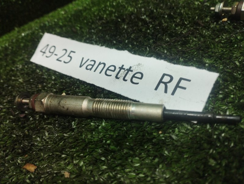 Свеча накаливания Nissan Vanette SKF2MN RF