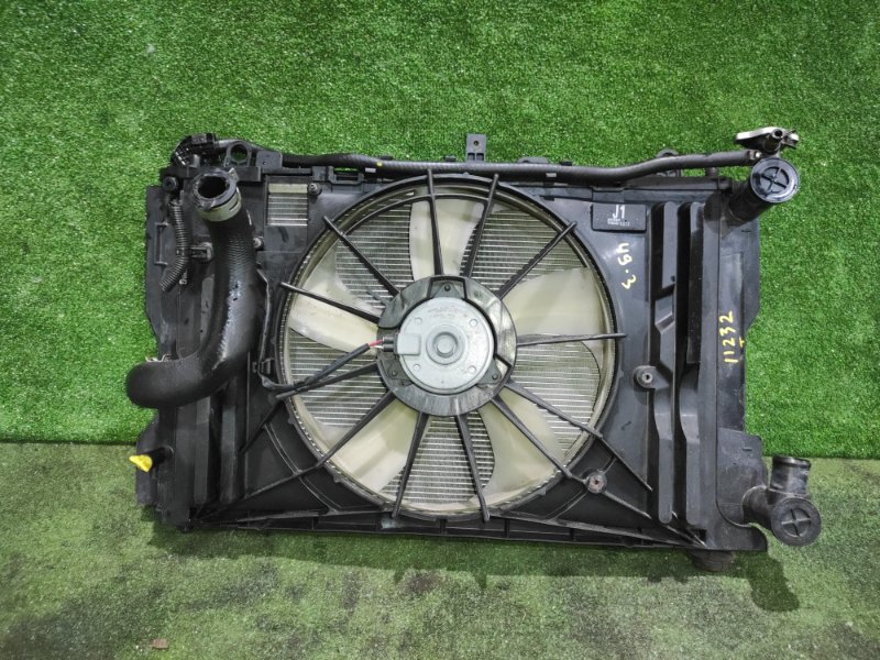 Радиатор двигателя Toyota Allion ZRT261 3ZR-FAE 2008