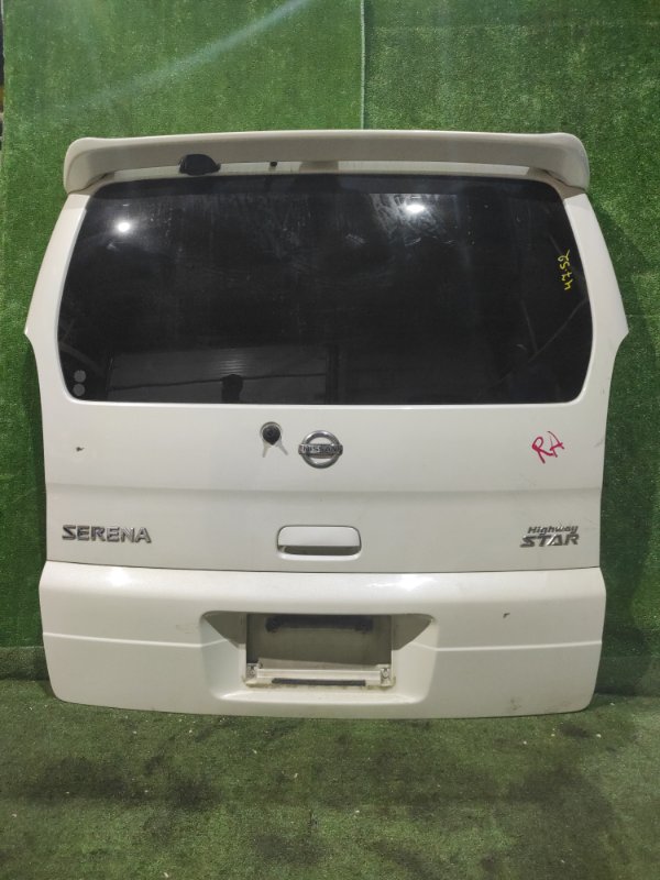 Дверь задняя багажника Nissan Serena RC24 QR25DE