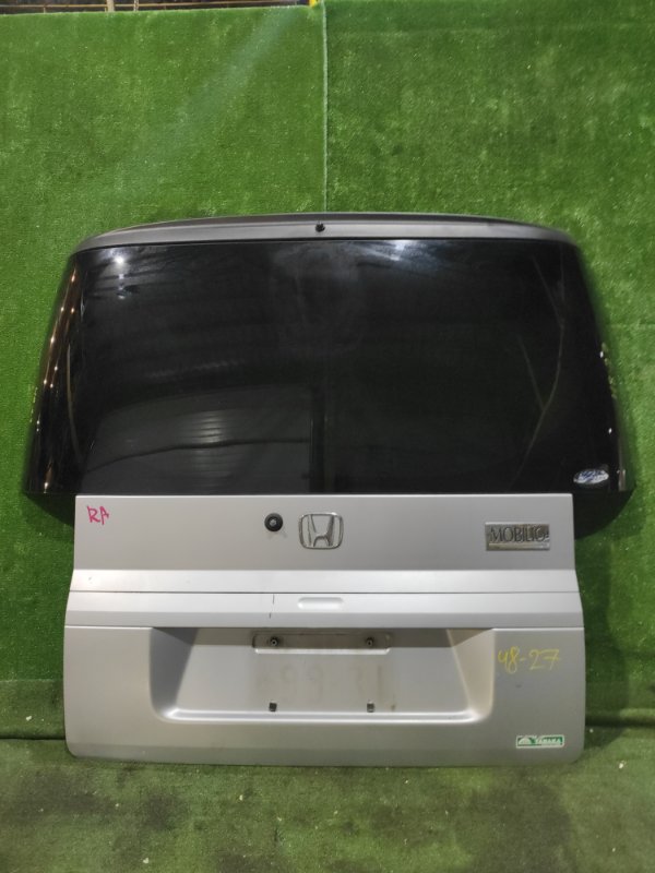 Дверь задняя багажника Honda Mobilio GB2 L15A