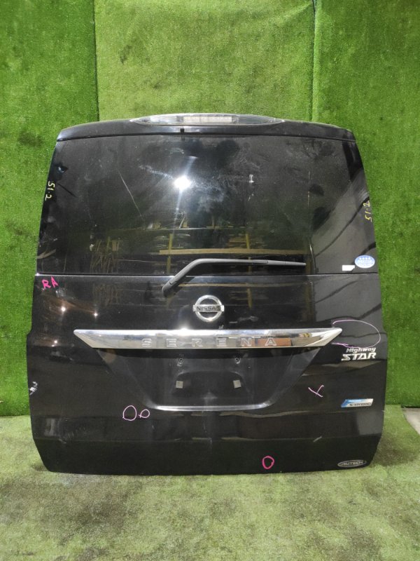 Дверь задняя багажника Nissan Serena HFC26 MR20