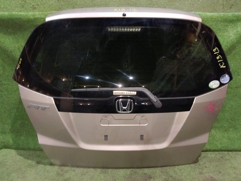 Дверь задняя багажника Honda Fit GE6 L13A