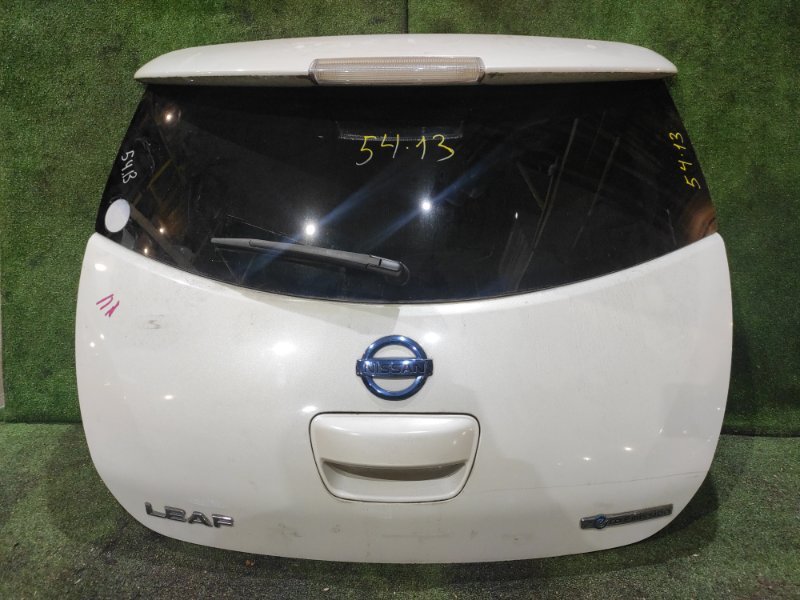 Дверь задняя багажника Nissan Leaf ZE0 EM61