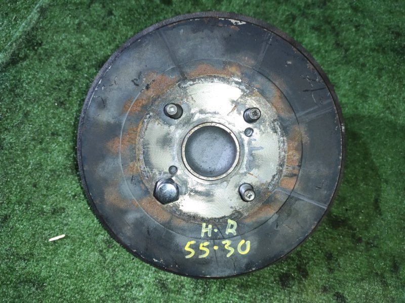 Ступица Toyota Ractis NCP100 1NZ-FE 2010 задняя правая