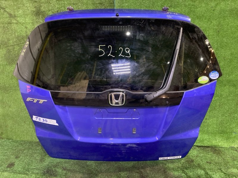 Дверь задняя багажника Honda Fit GE6 L13A