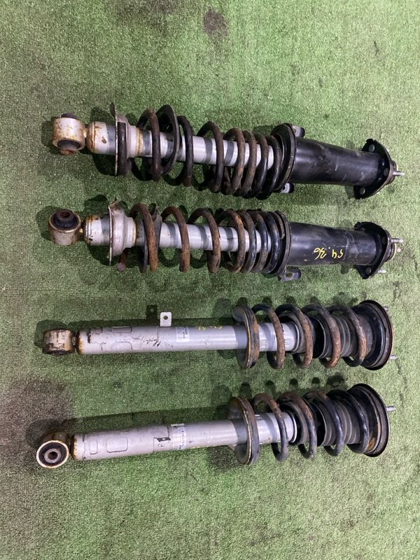 Стойка подвески Toyota Mark X GRX130 4GR-FSE