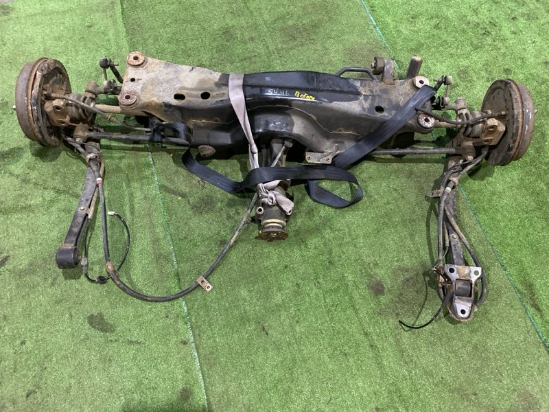 Балка поперечная Subaru Forester SG5 EJ20