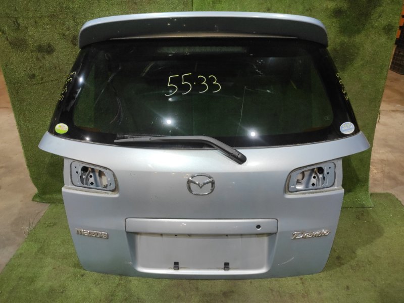 Дверь задняя багажника Mazda Demio DY3W ZJ-VE 2005