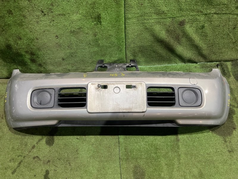 Бампер Nissan Cube BZ11 CR14DE 2004 передний