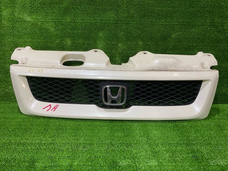 Решетка радиатора Honda Stepwgn RF3 K20A