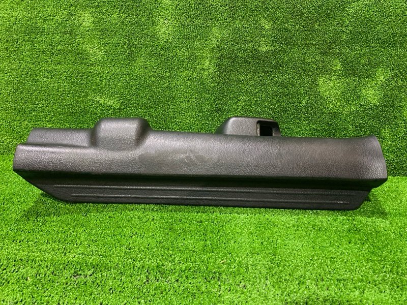 Накладка порога Mazda Verisa DC5W ZY-VE передняя правая