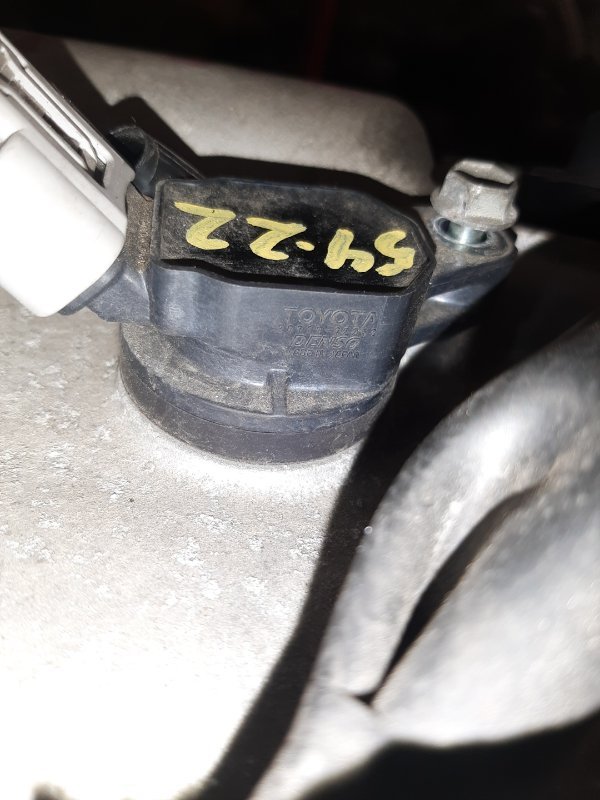 Катушка зажигания Toyota Voxy ZRR70 3ZR