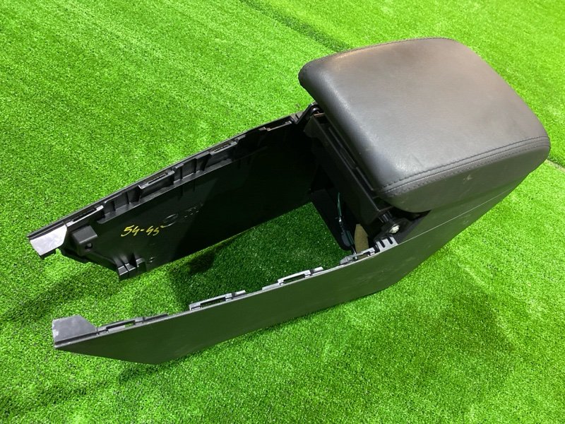 Подлокотник Mazda Atenza GJ2FP SH-VPTR