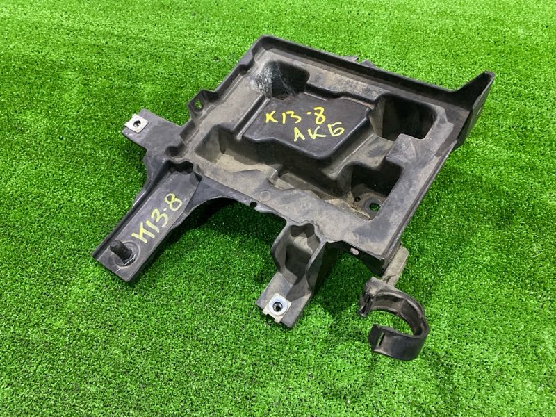 Полка под аккумулятор Mitsubishi Colt Z22A 4A90
