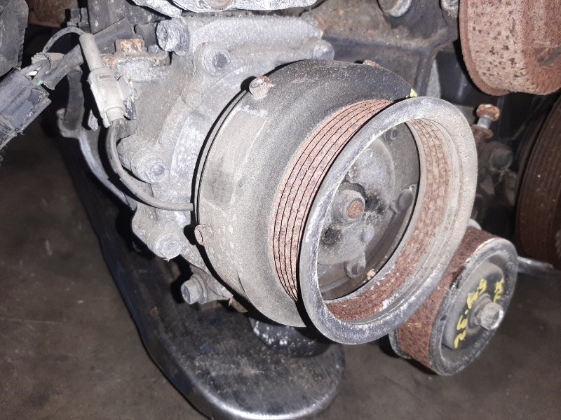 Компрессор кондиционера Mitsubishi Diamante F17A 6G72