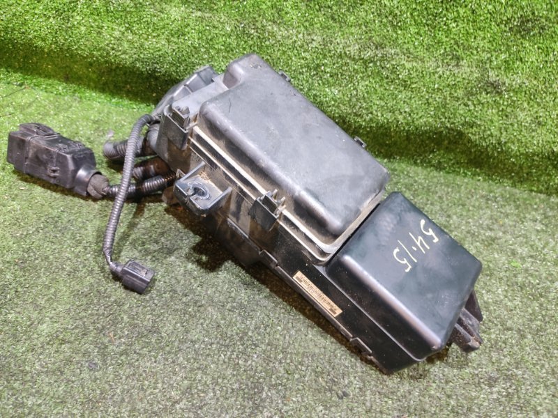 Блок реле и предохранителей Honda Stepwgn RG1 K20A