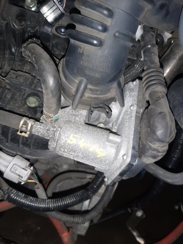 Заслонка дроссельная Toyota Aqua NHP10 1NZ-FXE 2014