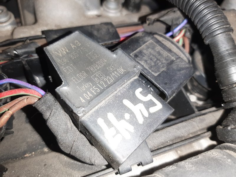 Катушка зажигания Volkswagen Passat CAX 2010
