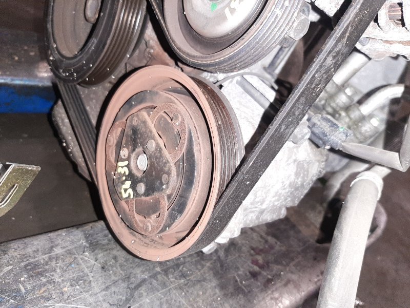 Компрессор кондиционера Nissan March AK12 CR12DE