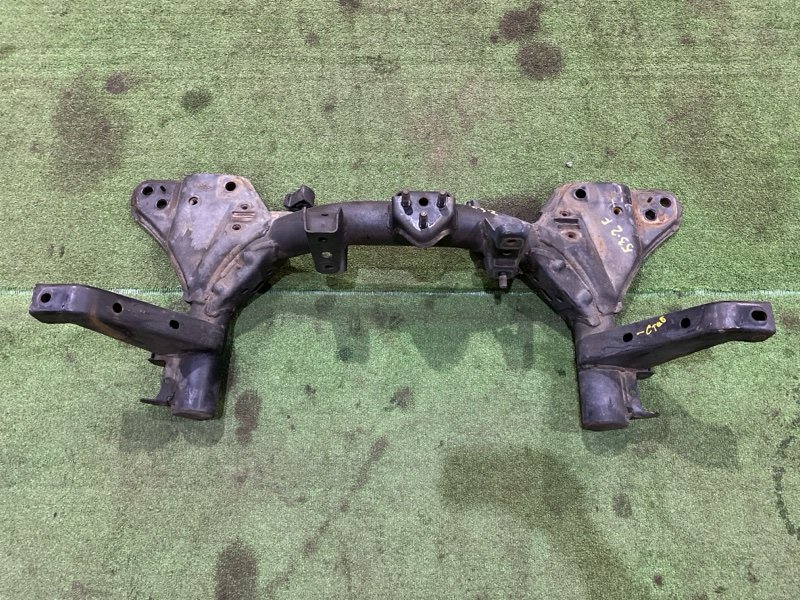 Балка поперечная Mazda Premacy CP8W FP DE