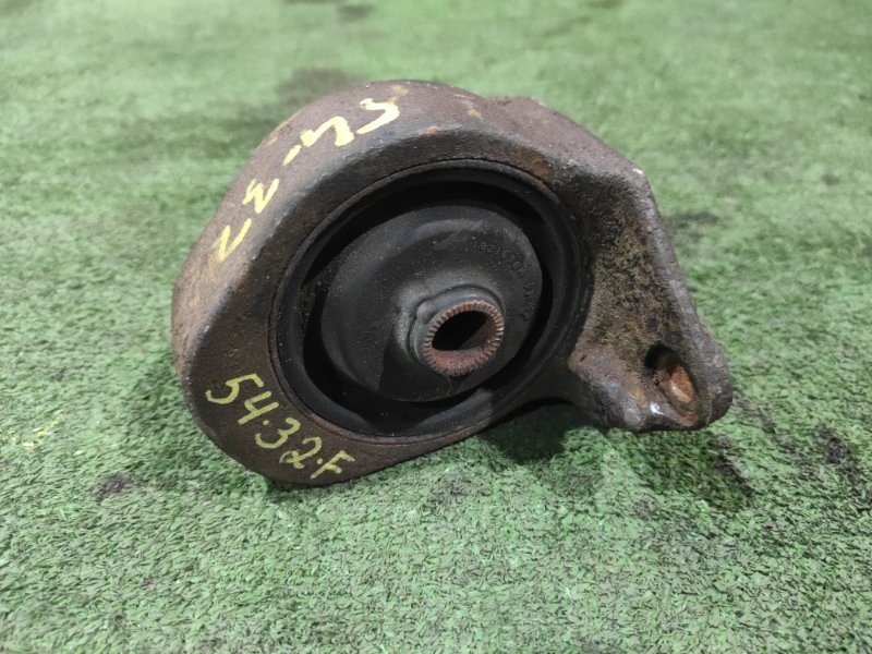 Подушка двигателя Mitsubishi Diamante F17A 6G72 передняя