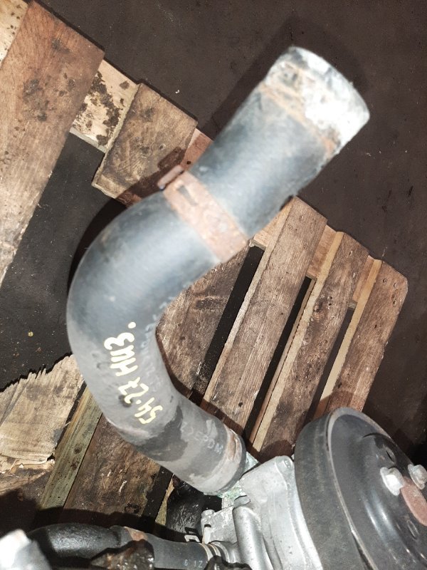 Патрубок нижний Subaru Impreza GP7 FB20