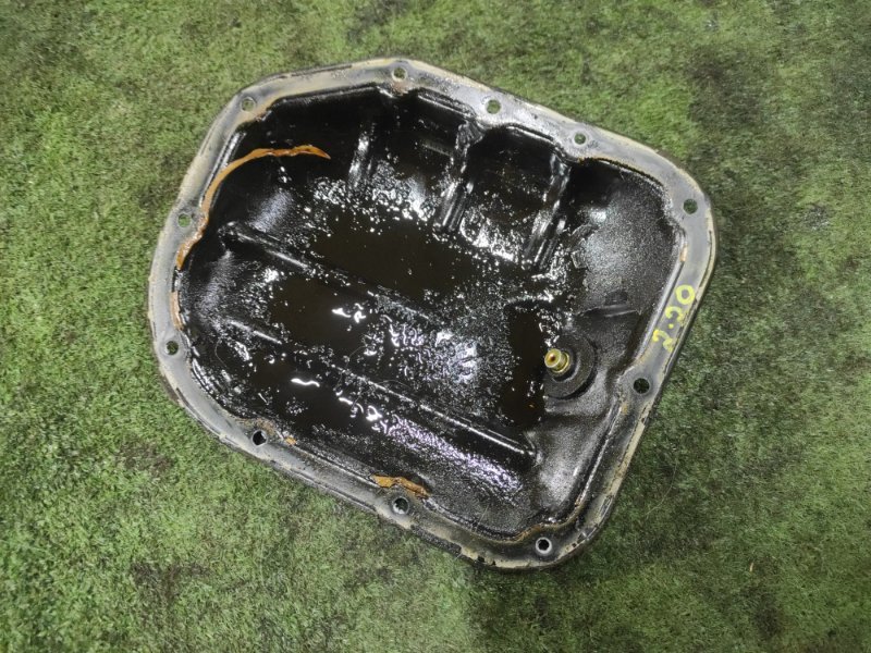 Поддон Toyota Ist NCP60 2NZ-FE