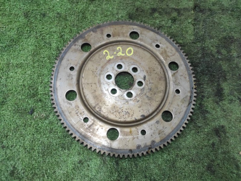 Маховик Toyota Ist NCP60 2NZ-FE