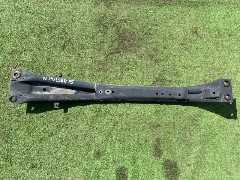 Балка продольная Nissan Pulsar FN15 передняя