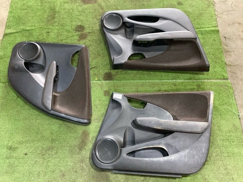 Обшивка двери Honda Fit GE6 L13A