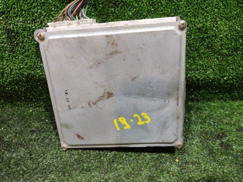 Блок управления двс Honda Stepwgn RF3 K20A