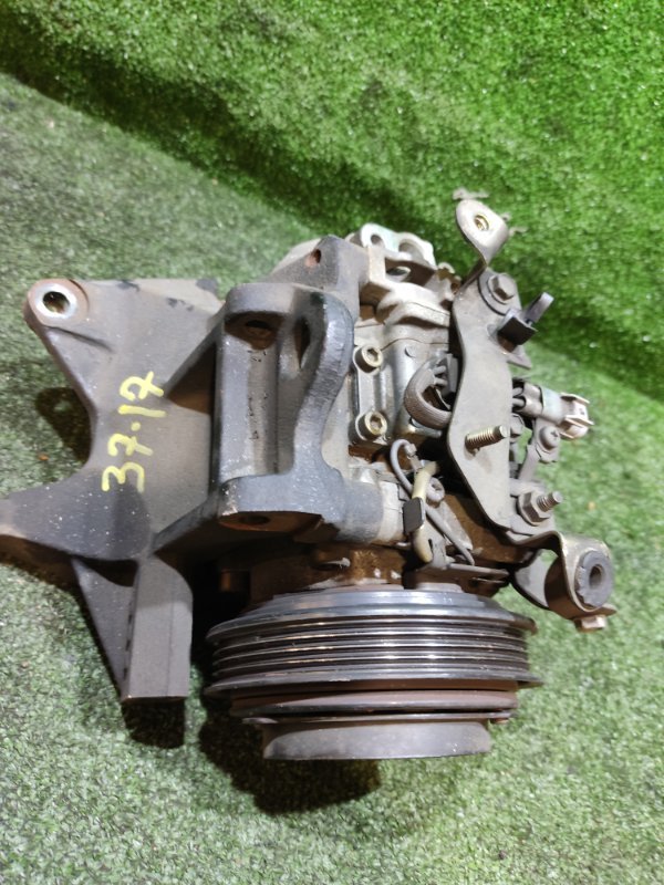 Компрессор кондиционера Subaru Legacy BE5 EJ206 2000