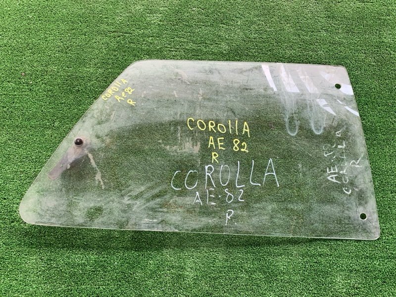 Стекло боковое Toyota COROLLA AE82 заднее правое (б/у)