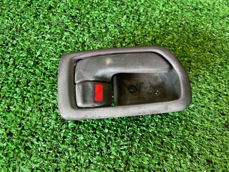 Ручка внутренняя Toyota Carina AT211 передняя правая (б/у)