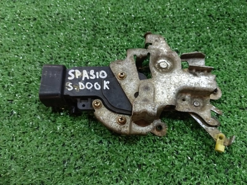 Замок багажника Toyota Corolla Spacio (б/у)