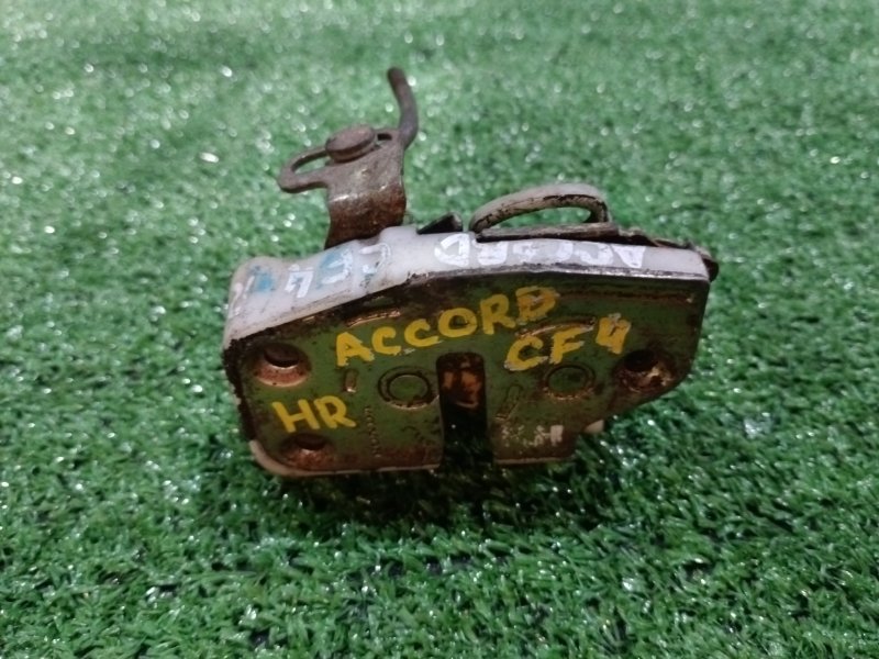 Замок дверной Honda Accord CF4 задний правый (б/у)
