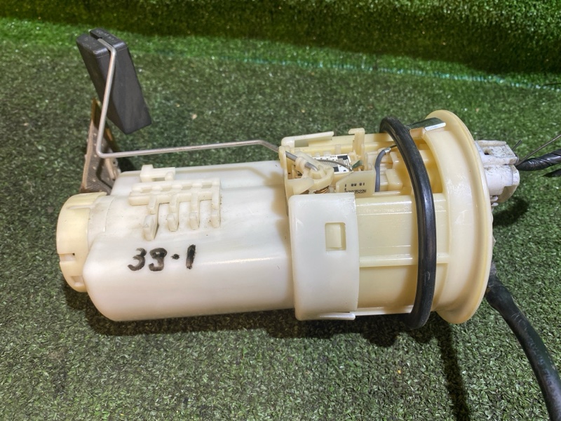 Насос топливный Toyota Succeed NCP51 1NZ-FE 2006 (б/у)