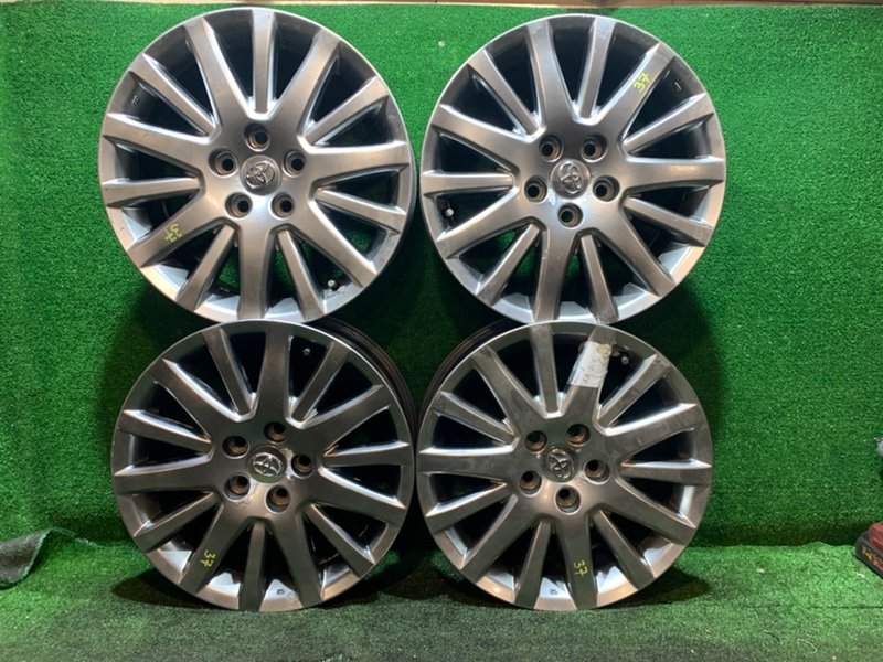 Диск литой R17 / 5x114.3 J7.0 45ET DIA60