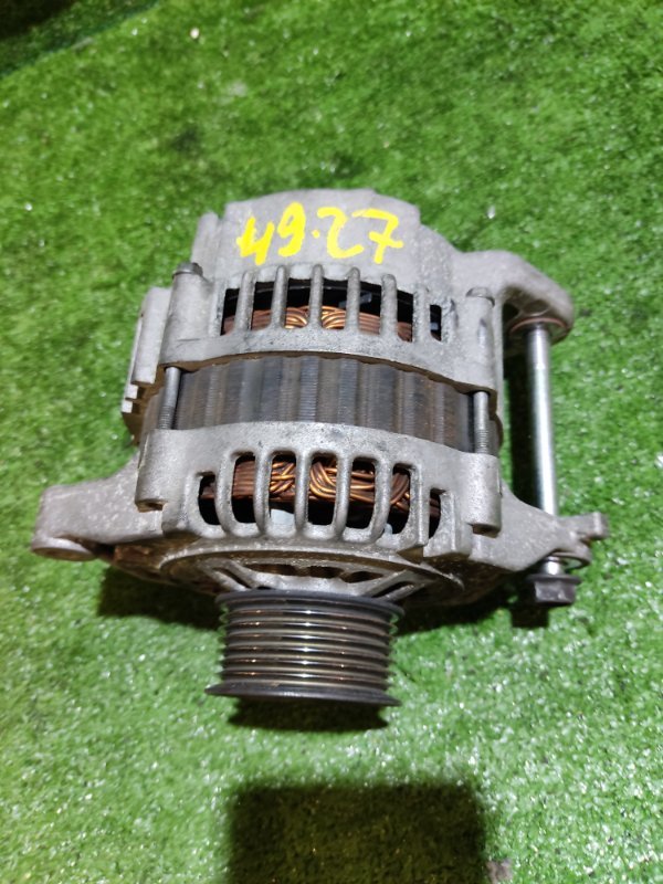 Генератор Nissan Caravan DWMGE25 ZD30DDTI (б/у)