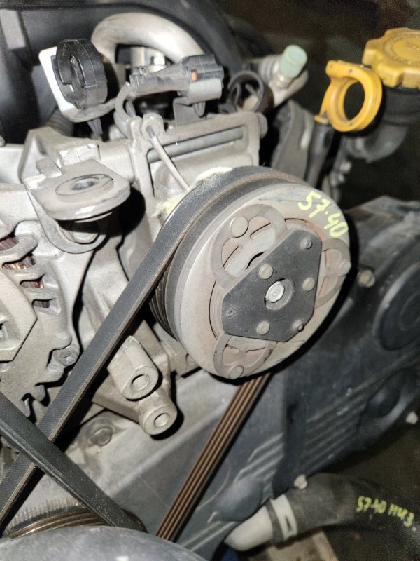 Компрессор кондиционера Subaru Exiga YA5 EJ204 2009 (б/у)