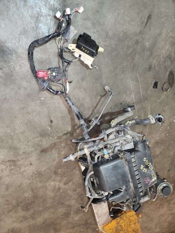 Проводка двигателя Toyota Vitz SCP10 1SZ-FE 2004 (б/у)