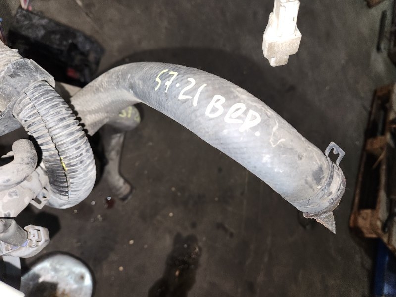 Патрубок верхний Toyota BB QNC25 K3-VE 2008 (б/у)