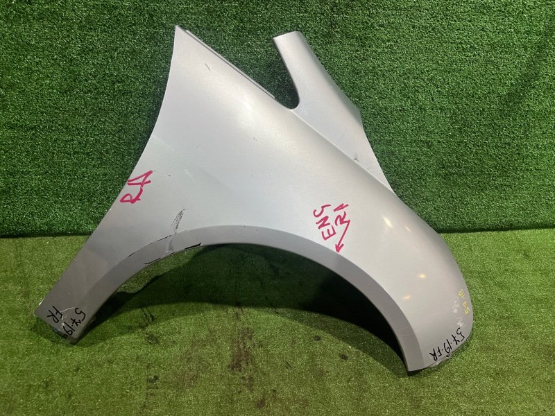 Крыло Mitsubishi Grandis NA4W 4G69 2008 переднее правое (б/у)
