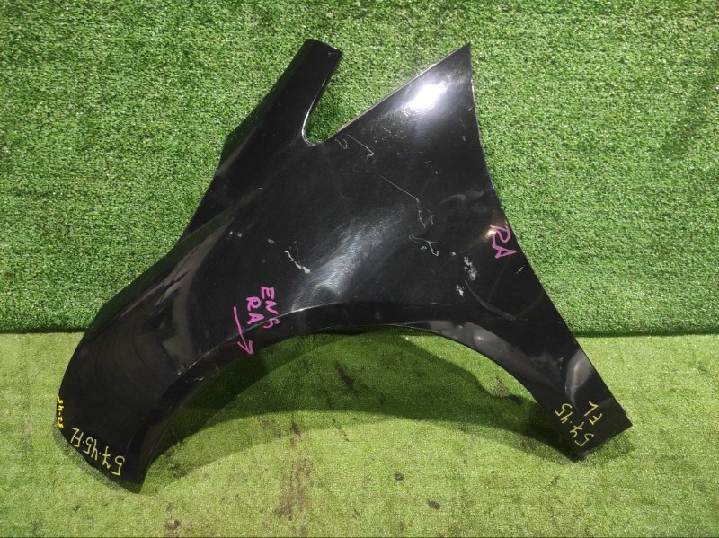 Крыло Mitsubishi Grandis NA4W 4G69 2004 переднее левое (б/у)